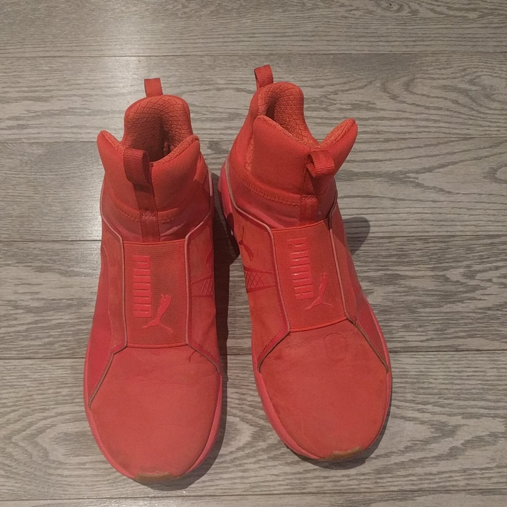 Beautiful red sneakers by Puma🍀🍀🍀
